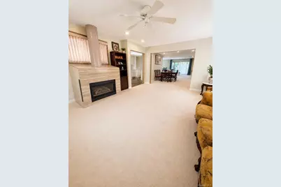 27 Barrypark Court, Albertson, NY 11507 - Photo 3