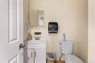 42-16 162nd St, Flushing, NY 11358 - Photo 15