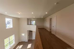 38 Dartmouth Dr, Poughkeepsie, NY 12603 - Photo 11