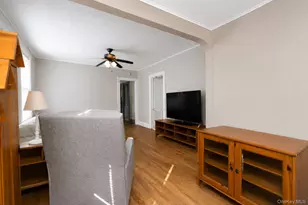 11 Osborn Ave, New York, NY 10308 - Photo 7
