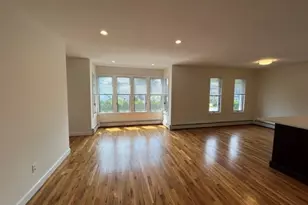 42 Sintsink Dr E, Port Washington, NY 11050 - Photo 3