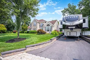 11 Horstead Ct, Yaphank, NY 11980 - Photo 33