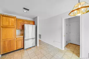 18 Kathleen Dr, Oakdale, NY 11769 - Photo 15