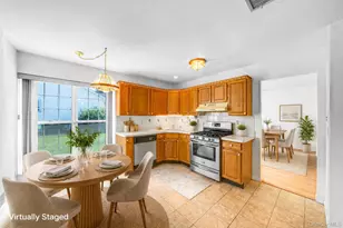 18 Kathleen Dr, Oakdale, NY 11769 - Photo 13