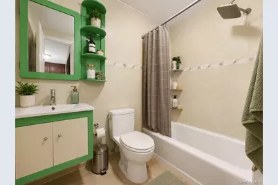 5308 90th Street #3B, Elmhurst, NY 11373 - Photo 11