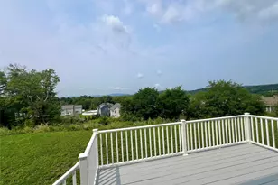47 Dartmouth Dr, Poughkeepsie, NY 12603 - Photo 3