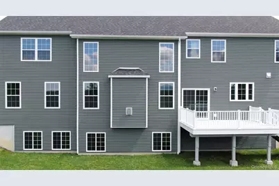 47 Dartmouth Drive, Poughkeepsie, NY 12603 - Photo 9