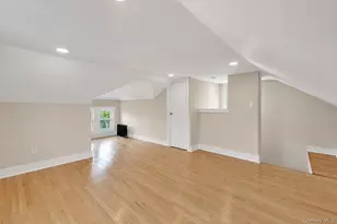 114-25 210th St, Cambria Heights, NY 11411 - Photo 27