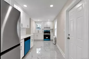 114-25 210th St, Cambria Heights, NY 11411 - Photo 17