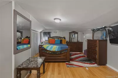 11932 195th Street, Saint Albans, NY 11412 - Photo 17