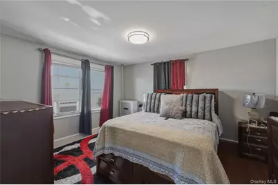11932 195th Street, Saint Albans, NY 11412 - Photo 13