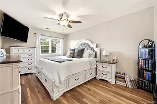 21 Broadlawn Dr, Central Islip, NY 11722 - Photo 21