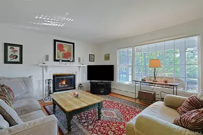 10 Linda Drive, Suffern, NY 10901 - Photo 9