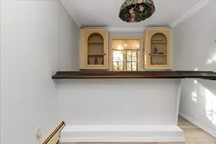 200 Hummingbird Dr, East Hills, NY 11576 - Photo 23