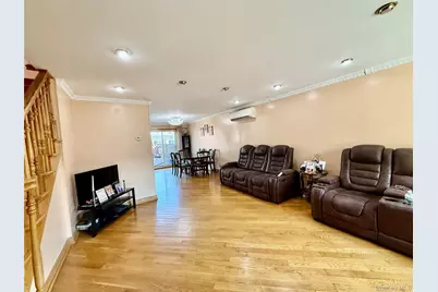 15043 77th Road, Flushing, NY 11367 - Photo 5