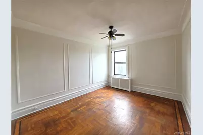 31-14 Crescent Street #7D, Astoria, NY 11106 - Photo 3