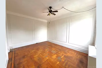 31-14 Crescent Street #7D, Astoria, NY 11106 - Photo 5
