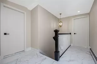 104 N 18th St, Wyandanch, NY 11798 - Photo 15
