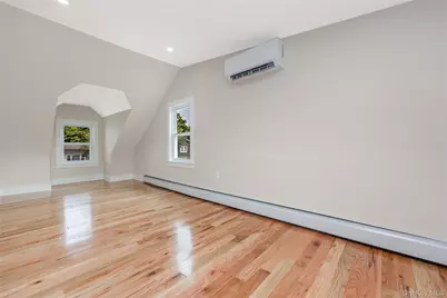 104 N 18th Street, Wyandanch, NY 11798 - Photo 11