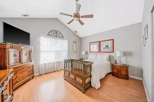 63 Madison Cir, Middle Island, NY 11953 - Photo 17