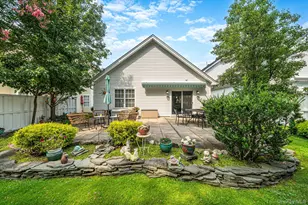 63 Madison Cir, Middle Island, NY 11953 - Photo 29