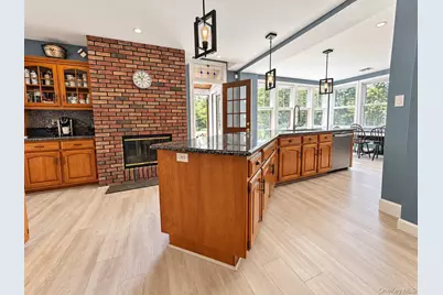 34 E Williston Avenue, East Williston, NY 11596 - Photo 11