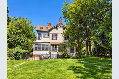 34 E Williston Avenue, East Williston, NY 11596 - Photo 23