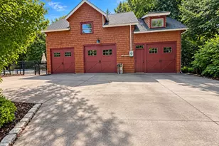 34 E Williston Ave, East Williston, NY 11596 - Photo 29