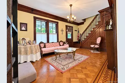 34 E Williston Avenue, East Williston, NY 11596 - Photo 5