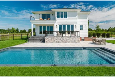 1135 Wildberry Lane, Southold, NY 11971 - Photo 11