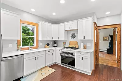 8 Berea Road, Walden, NY 12586 - Photo 17