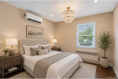 992 Woodcliff Drive, Franklin Square, NY 11010 - Photo 25