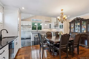 992 Woodcliff Dr, Franklin Square, NY 11010 - Photo 11