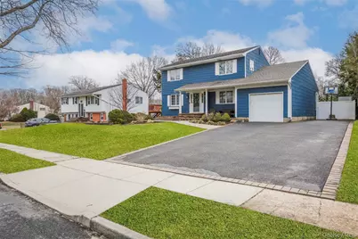 37 Bethany Drive, Commack, NY 11725 - Photo 3