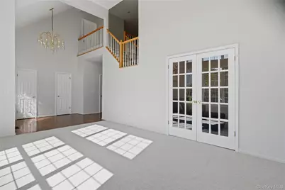 48 Peachtree Court, Holtsville, NY 11742 - Photo 7