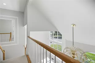 48 Peachtree Ct, Holtsville, NY 11742 - Photo 25