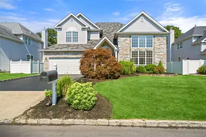48 Peachtree Court, Holtsville, NY 11742 - Photo 1