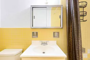 30-34 71st St, East Elmhurst, NY 11370 - Photo 7