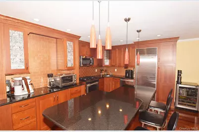 13-19 Michael Court #160 U, Bayside, NY 11360 - Photo 9