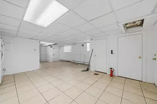 2400 Morgan Ave, Bronx, NY 10469 - Photo 31