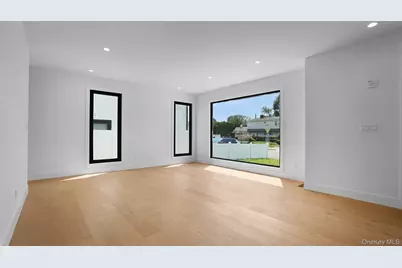 25 Red Maple Drive N, Wantagh, NY 11793 - Photo 41