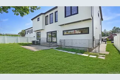 25 Red Maple Drive N, Wantagh, NY 11793 - Photo 43