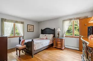 11 Laurie Pl, Glen Cove, NY 11542 - Photo 21