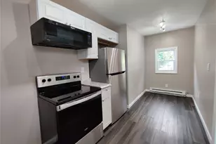 917-921 Violet Ave, Hyde Park, NY 12538 - Photo 3