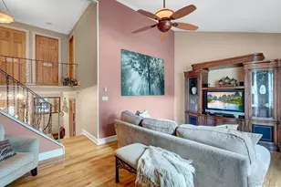 15 Denise Ln, Hauppauge, NY 11788 - Photo 19