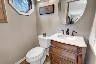 15 Denise Ln, Hauppauge, NY 11788 - Photo 15
