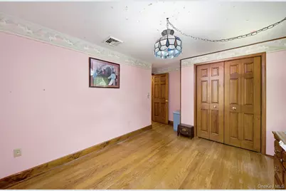 24 Van Dam Road, Hyde Park, NY 12538 - Photo 17