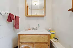 24 Van Dam Rd, Hyde Park, NY 12538 - Photo 29