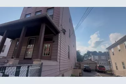 63 Crescent Place, Yonkers, NY 10704 - Photo 5