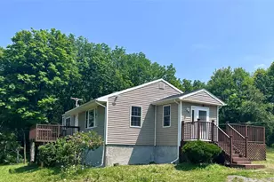 20 Townsend Ext, Poughquag, NY 12540 - Photo 3